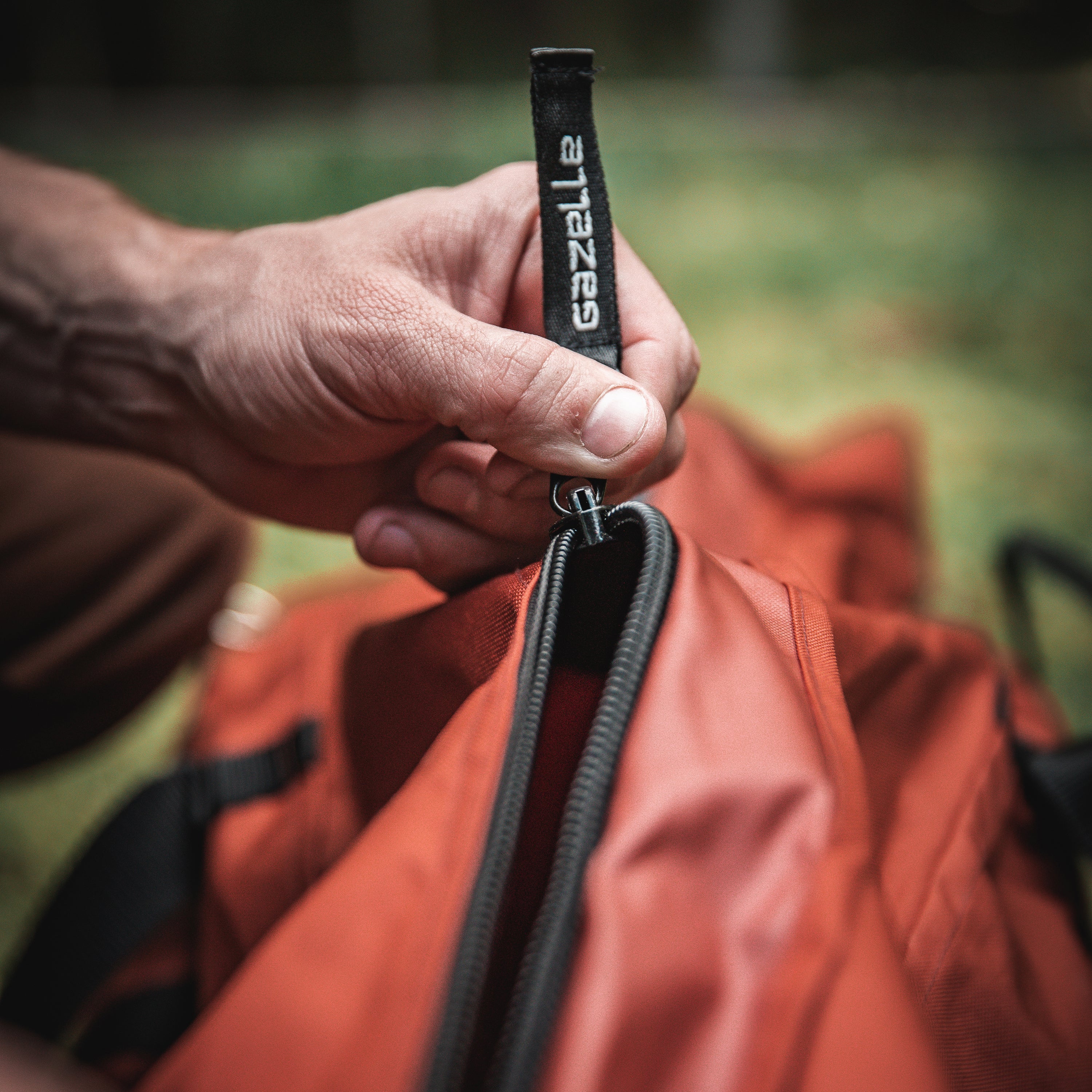 T4 Water-Resistant Duffle Bag - Image 3